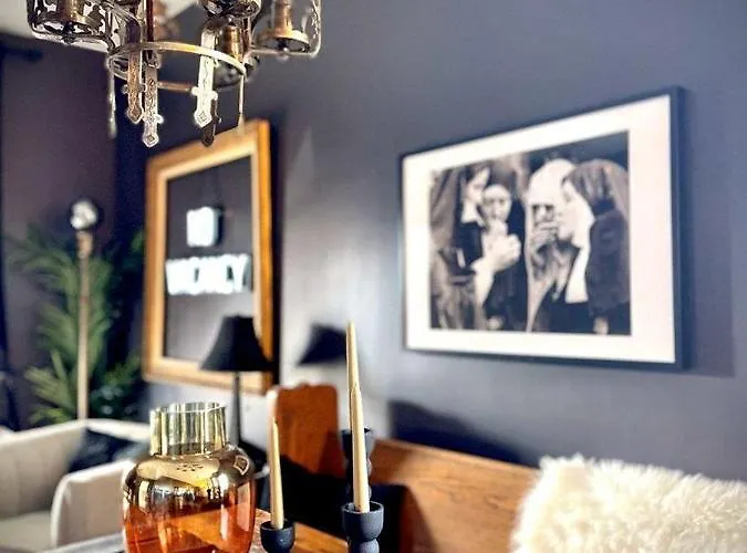 Cozy Old Chicago * Evanston