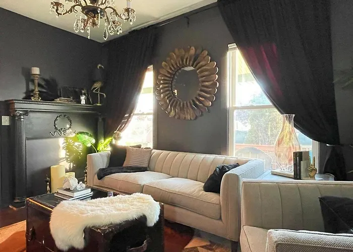 Cozy Old Chicago